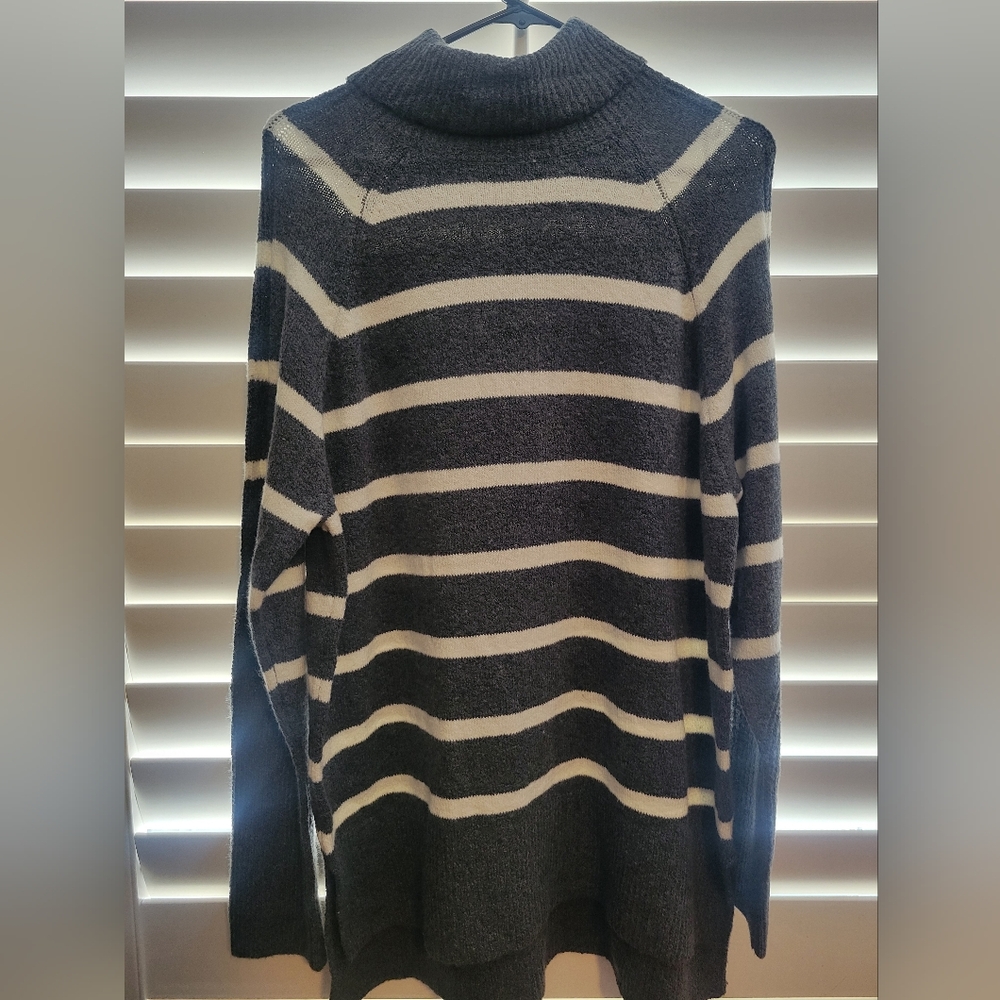 Men's Black and White Striped Sweater